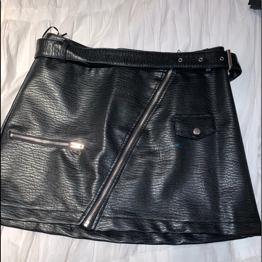 Princess poly leather skirt